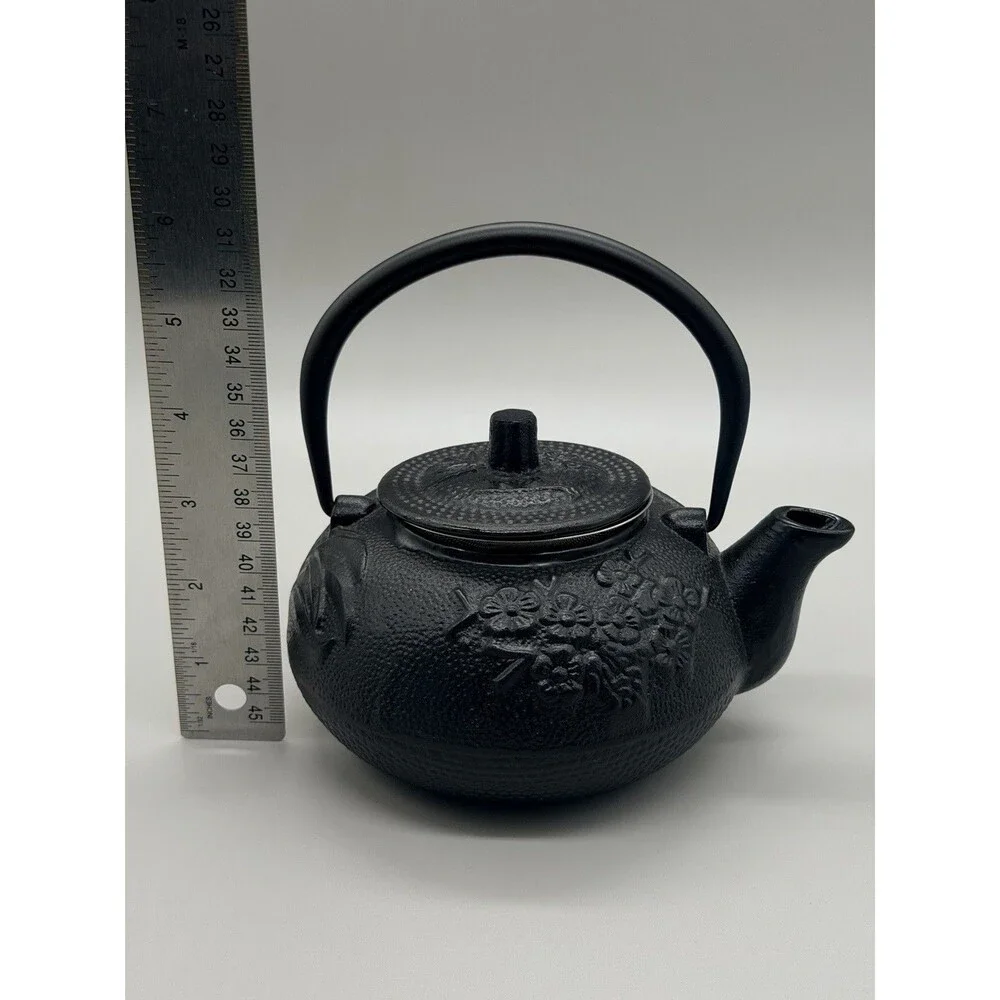 Japanese Cast Iron Teapot Tetsubin with Infuser - Bamboo & Cherry Blossom 14oz